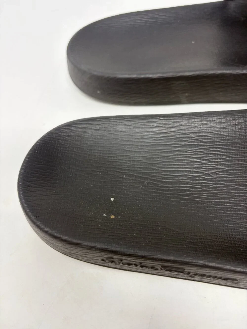 Salvatore Ferragamo men's Groove 2 athletic slides 9 Gancini logo black sandals